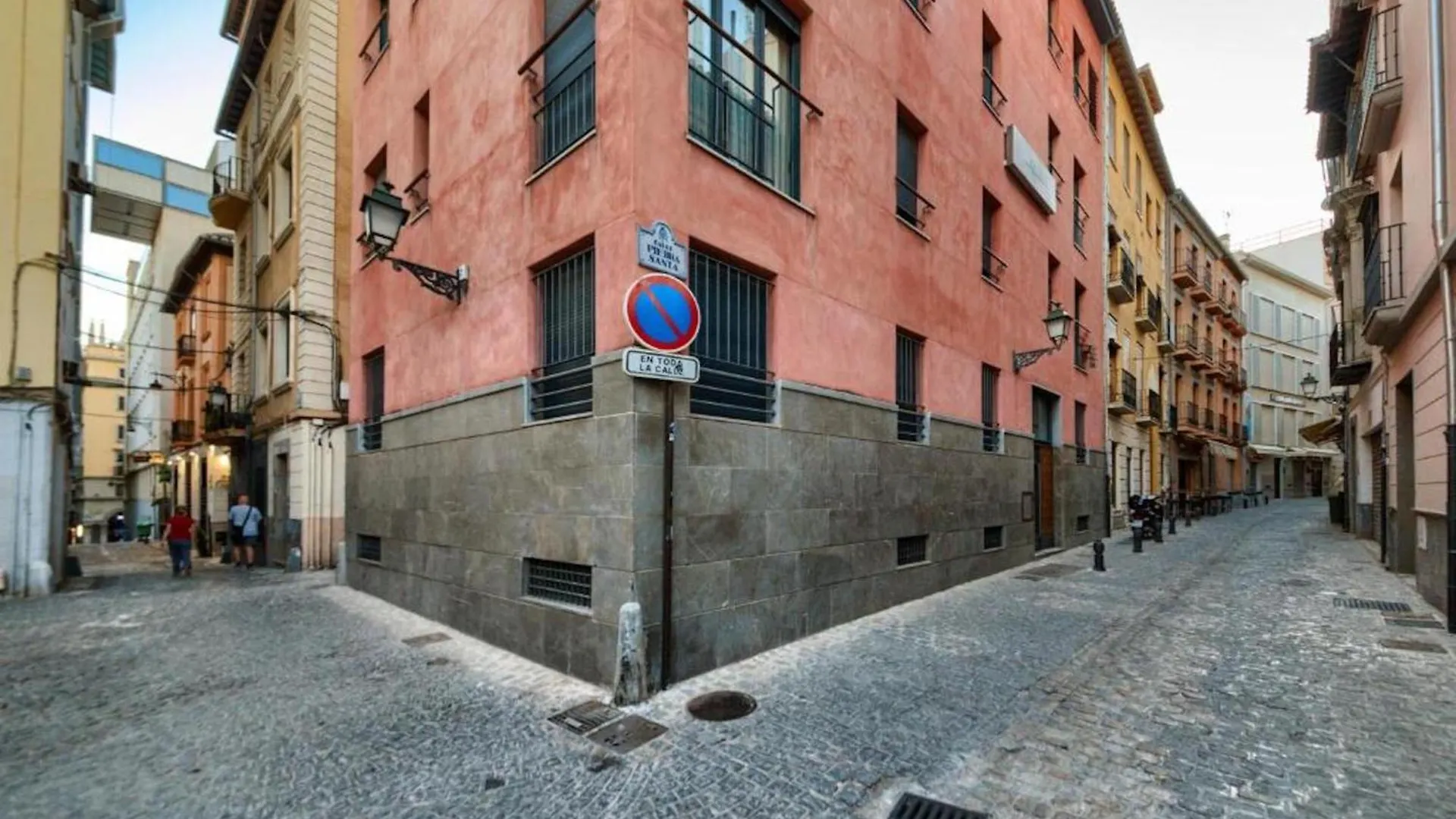 Apartamento En Casco Historico Con Terraza Comunitaria Y Parking Opcional Гранада 0*,